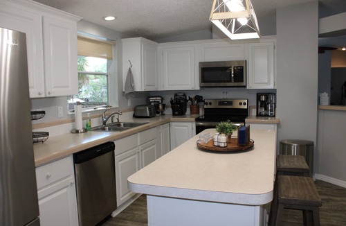 Crystal River House | Exquisite riverfront home in Ozello Keys with private dock. Sleeps 10.