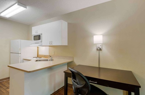 Cumberland Hotel | Extended Stay America Select Suites - Atlanta - Marietta - Windy Hill
