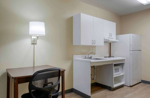 Mount Laurel Hotel | Extended Stay America Suites Mt Laurel Pacilli Place