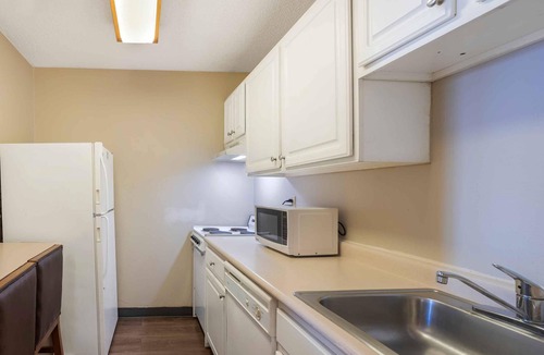 Eastwick Hotel | Extended Stay America Suites Philadelphia Airport Bartram Av