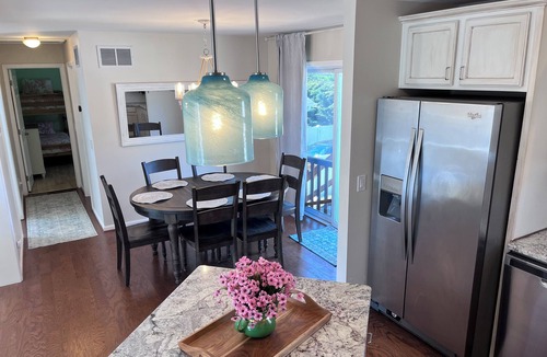 Villas House | Fabulous 4-bedroom house with Pool, Fire Pit, Dog friendly, bikes,Walk to Beach!