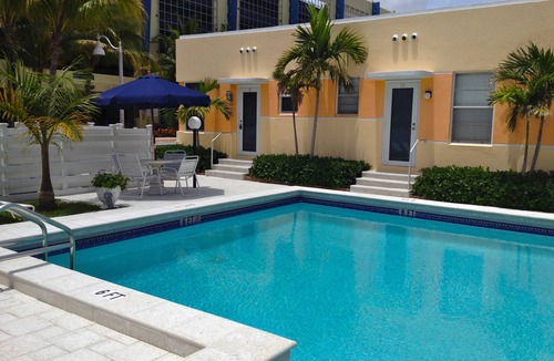 Hollywood Condo | Fabulous Hollywood Beach Villa