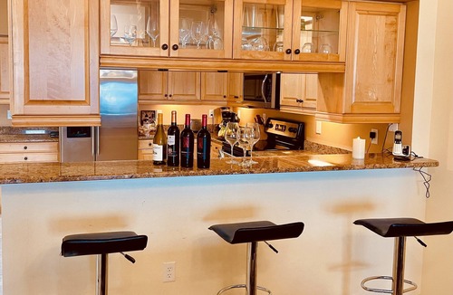 Clearwater Beach Condo | FABULOUS SPRING SALE! 🌸🌼at Luxurious Waterfront condo in Clearwater Beach