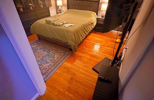 Guttenberg Apartment | Fabulous studio apartment with AC in West New York