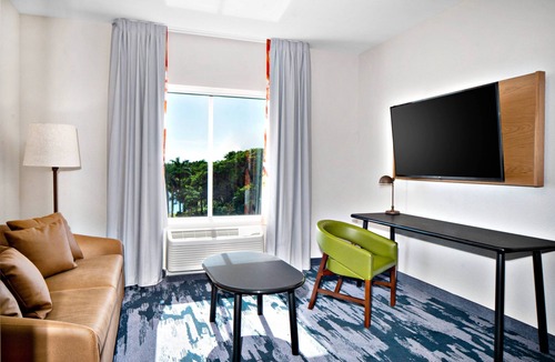 Deerfield Beach Hotel | Fairfield by Marriott Inn & Suites Deerfield Beach Boca Raton