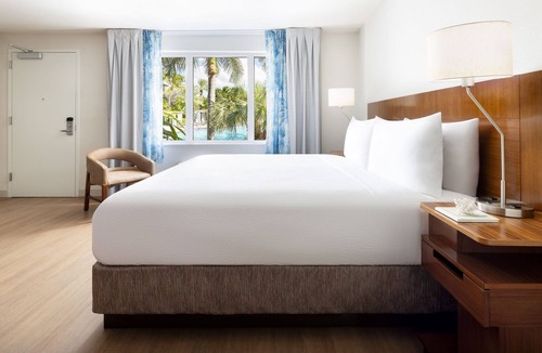 New Town Hotel | Fairfield by Marriott Inn & Suites Key West at The Keys Collection