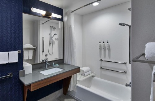 LaGrange Hotel | Fairfield by Marriott Inn & Suites LaGrange