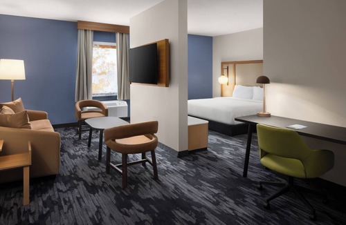 Lexington Hotel | Fairfield by Marriott Inn & Suites Columbia Lexington