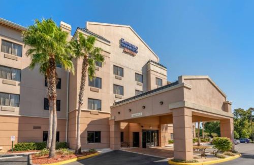 Holiday Hotel | Fairfield Inn and Suites Holiday Tarpon Springs