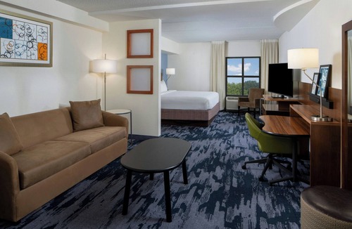 College Park Hotel | Fairfield Inn & Suites Atlanta Airport South/Sullivan Road