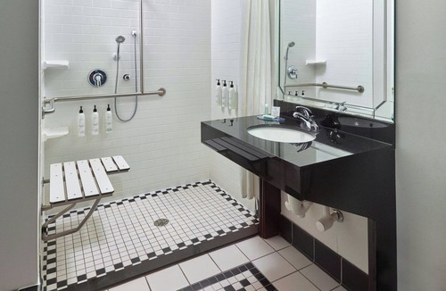 Commerce Hotel | Fairfield Inn & Suites by Marriott Commerce