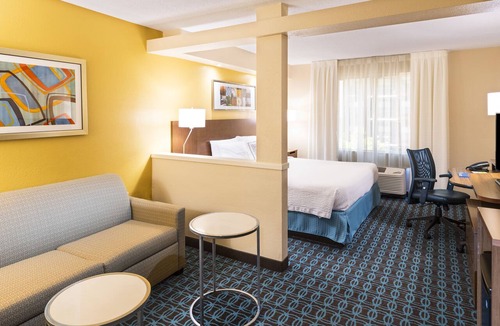 Buckhead Village Hotel | Fairfield Inn & Suites by Marriott Atlanta Buckhead