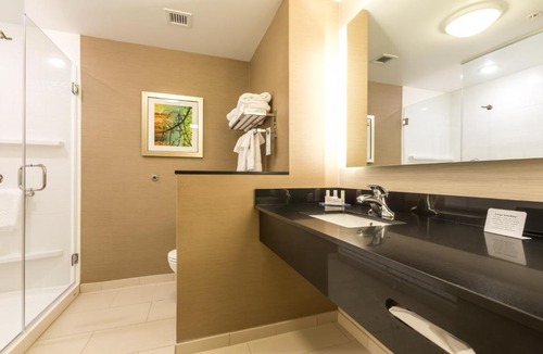 Asheville Hotel | Fairfield Inn & Suites by Marriott Asheville Tunnel Road