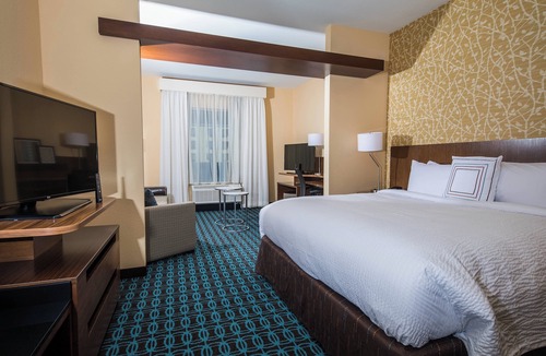 Florence Hotel | Fairfield Inn & Suites by Marriott Florence I-20