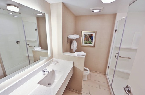 Savannah Hotel | Fairfield Inn & Suites by Marriott Savannah Midtown
