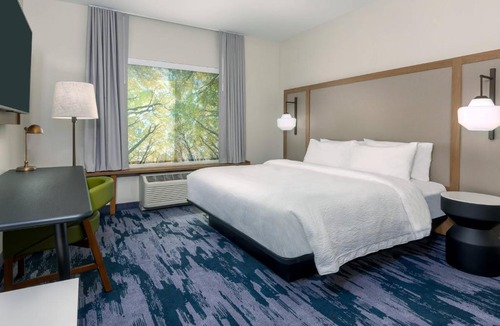 Monroe Hotel | Fairfield Inn & Suites Charlotte Monroe