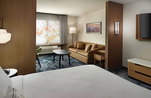 Locust Grove Hotel | Fairfield Inn & Suites by Marriott Locust Grove I-75 South