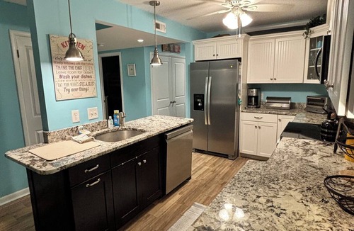 Avalon Condo | Fall Discounts! Icona Windrift -Super Nice beach condo! Pets - Avalon -SH