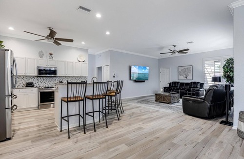 Pelican House | Fall Special, Beautiful Pelican Gulf Access Waterfront Home With Private Pool
