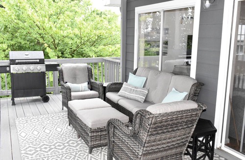 Seneca House | Fall/Winter Specials! 4BR Lakefront, Amazing View Private Dock, 15min Clemson!