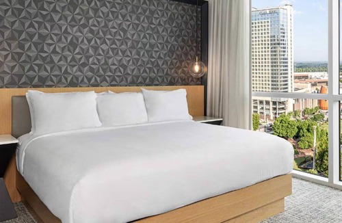 Castleberry Hill Resort | Family Adventures in the Heart of Atlanta – Wyndham Atlanta 2-Bedroom Deluxe