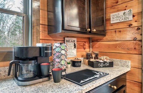 Sevierville Cabin | Family Cabin with Fire Pit, Sauna & Mini Golf!