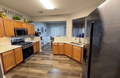 Fairburn House | Family-Friendly 3BR Near ATL: Fenced Yard, Golf Cart & Pets Welcome