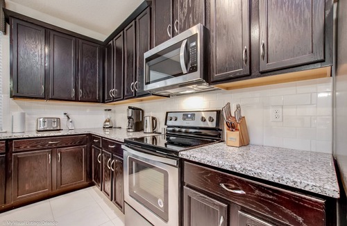 Four Corners House | Family Friendly 4 Bed Splash Pool Townhome in Solara Resort