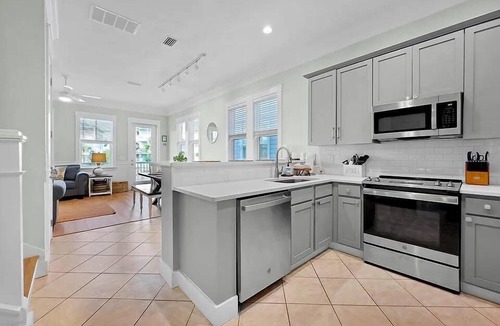 Waterside Village Cottage | Family-Friendly*Boat Dock*Walk to Beach