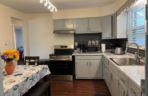 Pleasantville House | Family-friendly Coastal home @ Edgewater