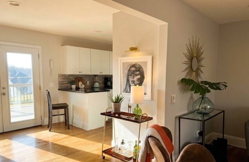Sugar Hill House | Family Friendly - close to Sugar Hill shopping, restaurants