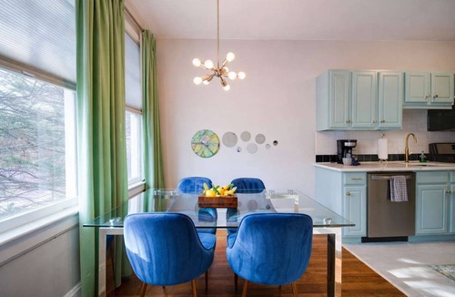Charlotte Condo | Family-Friendly Elizabeth 2BR | King Suite & Work Desk | Steps to Novant