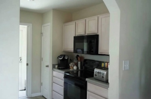 Alexis House | Family Friendly Escape 5-bedroom house in charming Dallas