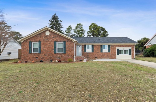 Lexington House | Family-Friendly Home in Lexington, Pet-Friendly, Near Lake Murray & Hospitals