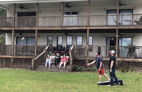 Milledgeville House | Family Friendly, Lake Front Property, 5 Bedroom 3 Bath With Deep Water Access