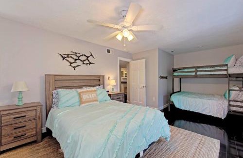 Bay Isle House | Family friendly with large pool