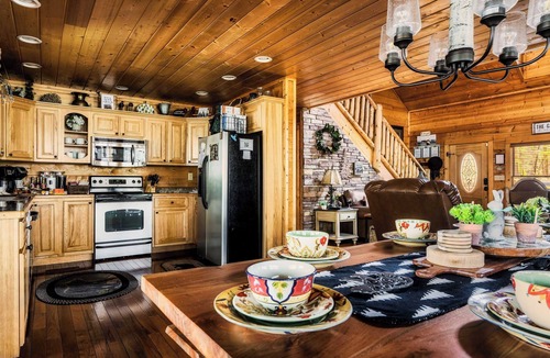 Sevierville Cabin | Family Fun Cabin: Hot Tub, Game Room & BBQ!