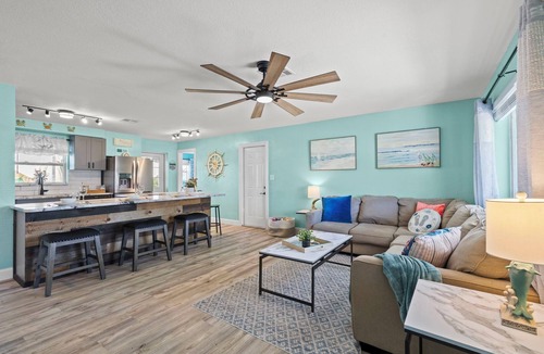 Walsingham House | Family Fun Getaway w/Pool, Game Room, Shuffleboard