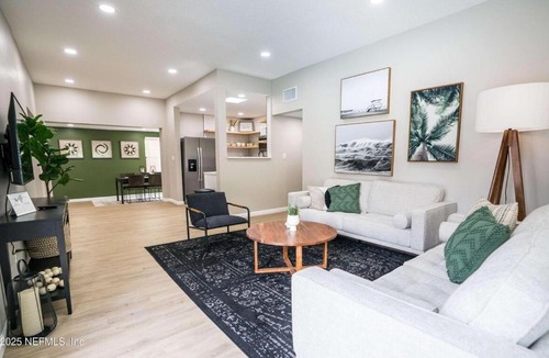Lakewood House | Family Fun Retreat - Heated Pool & Arcades