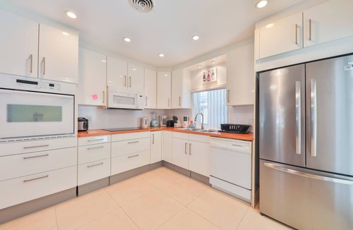 Hollywood Hills House | Family Grand Advantage