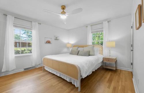 Hanahan House | Family Home and Private Backyard