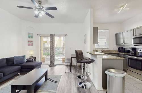 Regal Palms House | Family home boasting entertainment for everyone with wifi