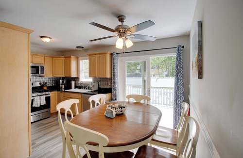 Somers Point House | Family Home w/Pool! 5 Mi to Ocean City Beach