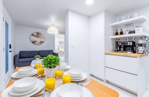 Gladeview House | Family House | 10 mins to Wynwood | Fire pit