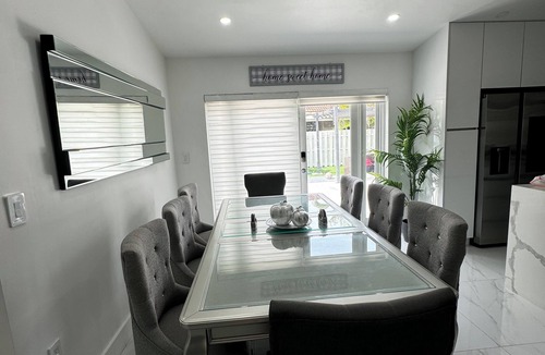 Miami Gardens House | Family Paradise has entertainment for everyone in the property it's cozy & fun!