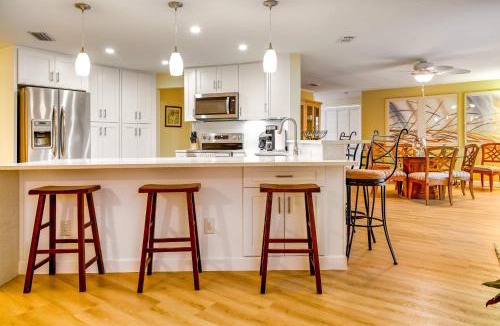 Lochmoor Waterway Estates House | Family-Ready 4BR with Heated Pool & BBQ