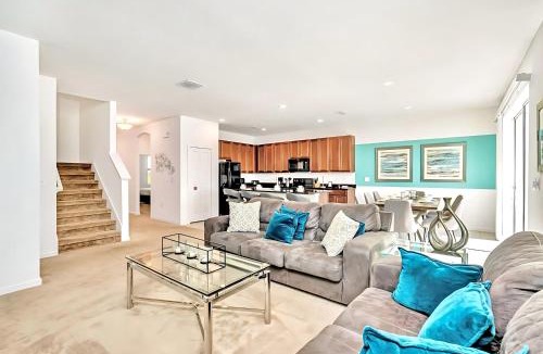 Kissimmee House | Family Resort - 6BR Mansion - Private Pool, Home Theater, BBQ and More