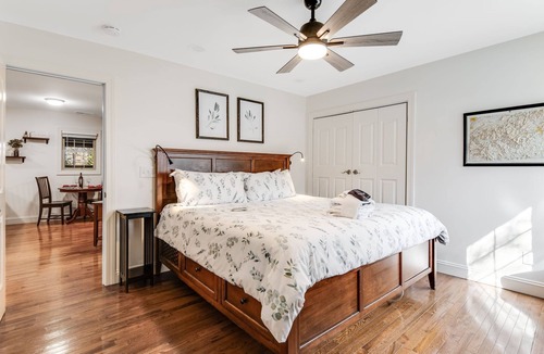 Asheville Cabin | Family Reunion & Group Getaways! 4-Cottage Retreat, Hot Tubs/Fire Pit/Fireplaces