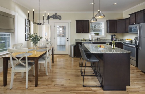 Skyland Cottage | Family-Run Cottage with Fireplace and Private Hot Tub