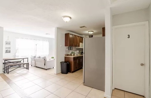 East Ocean Ave House | Family & Wellness Blessing Sleeps 12 Beaches